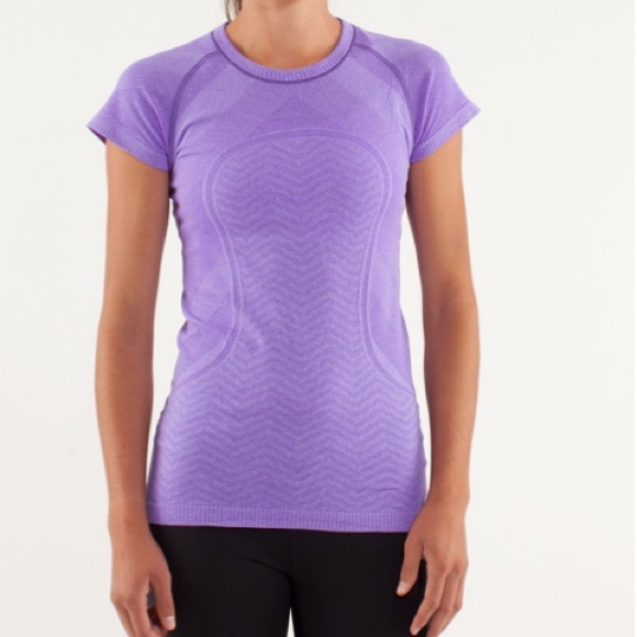 Lululemon Swiftly Short Sleeve Tee Neon Purple T-Shirt Technical Top Size 8